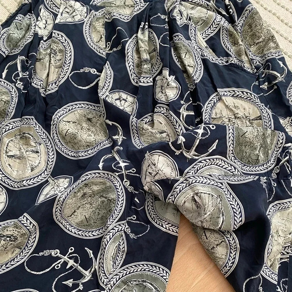 Vintage - Pure Silk Nautical Themed Oversized Shorts Dark Blue - Picture 12 of 15